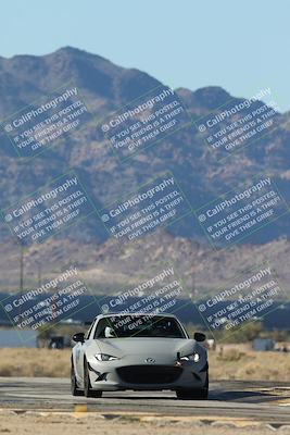 media/Nov-23-2025-Speed Ventures (Sun) [[88f20b6e61]]/6-Yellow Group/Session 1 (Turns 16 and 17 Exit)/